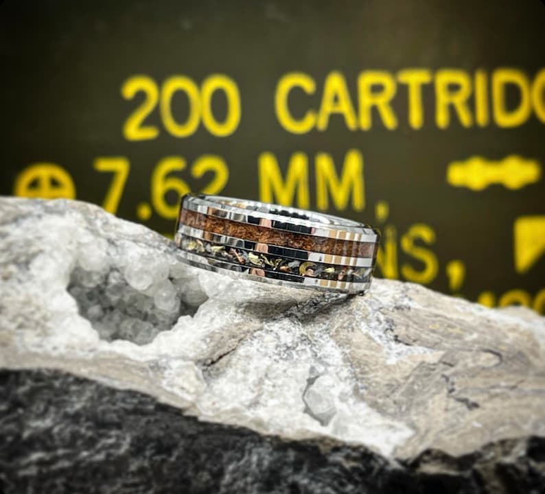 The Huntsman Ring - Classic Series