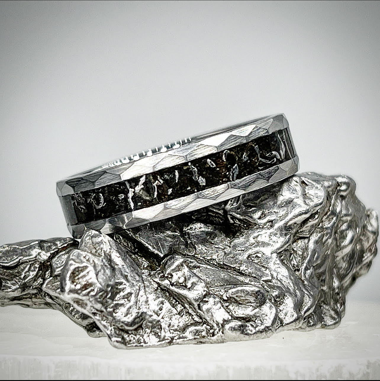 Celestial Relic Meteorite Ring - Classic Series