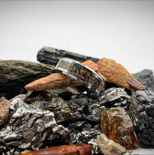 MariMar Galleria offers dozens of specimens to make custom handmade designer rings or bands for men and women such as opals, Spinosaurus teeth, T. Rex Teeth, meteorite, triceratops bone or horn, amber, and more!