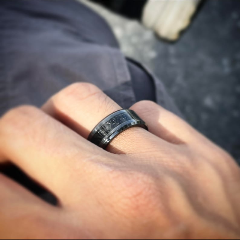 Essence Shungite Ring - Classic Series